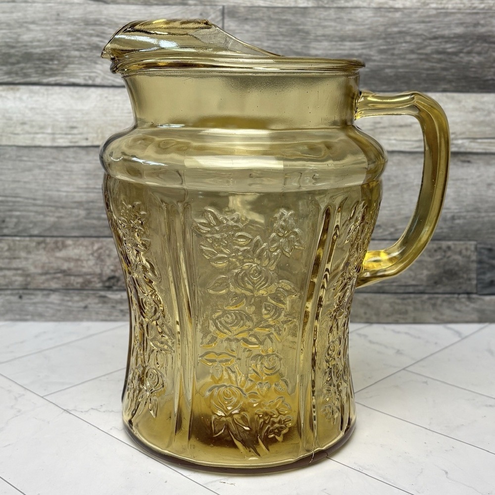 Federal Glass Amber Depression Sharon Cabbage Rose 80oz Pitcher w Ice Lip 8.5"
